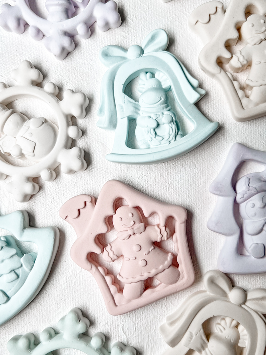 [GIFT BUNDLE of 4] Hanging Christmas Diffusers