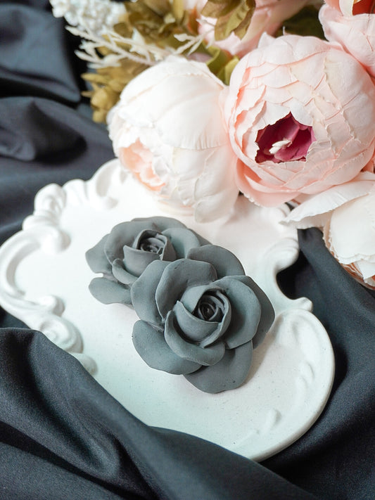 [SEASONAL] Grey-Black ROSE Diffuser