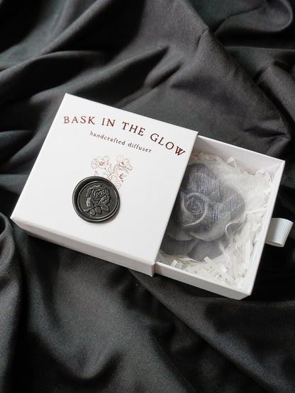 [SEASONAL] Grey-Black ROSE Diffuser