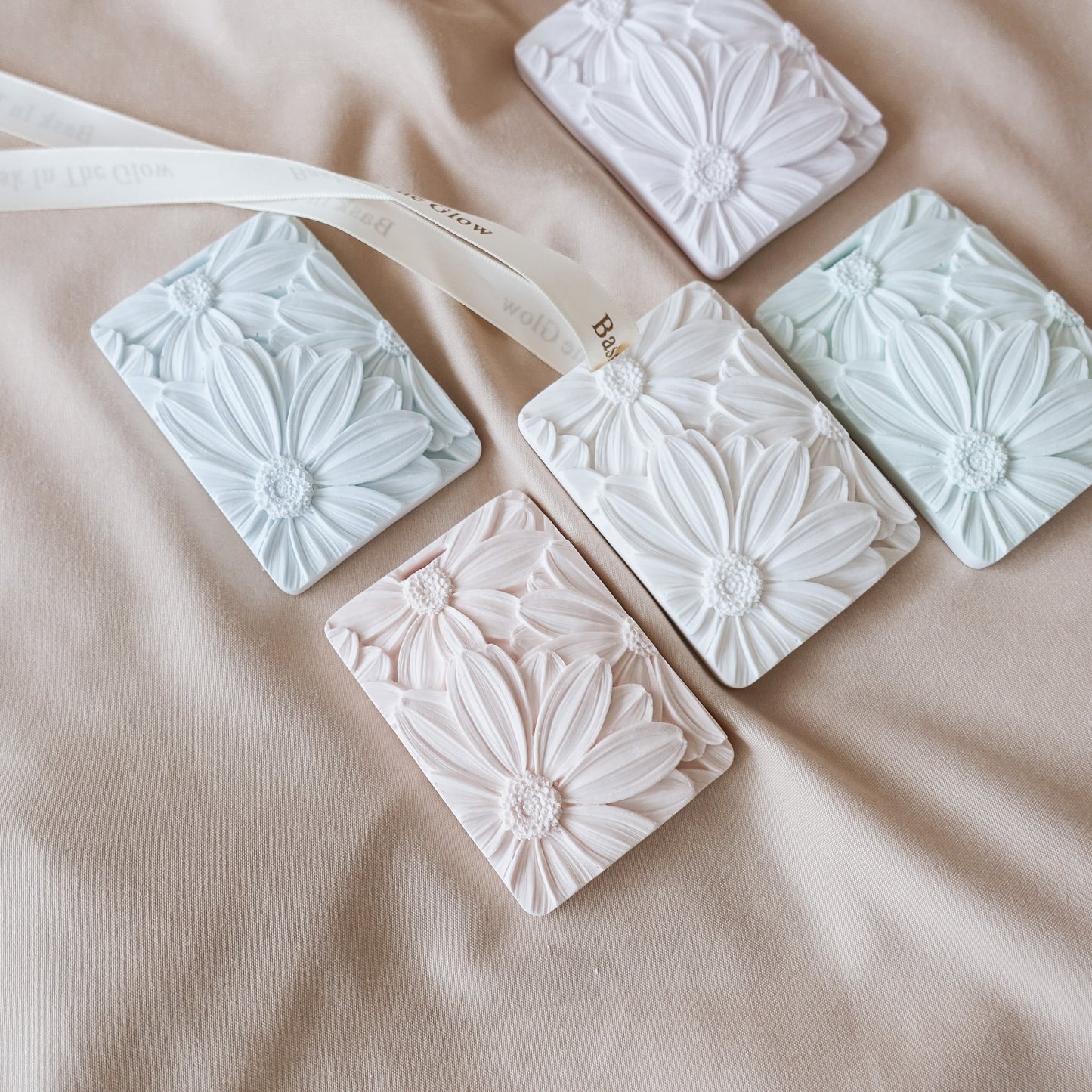 Tablet Diffuser DAISY Diffuser Tablet – Bask in the Glow