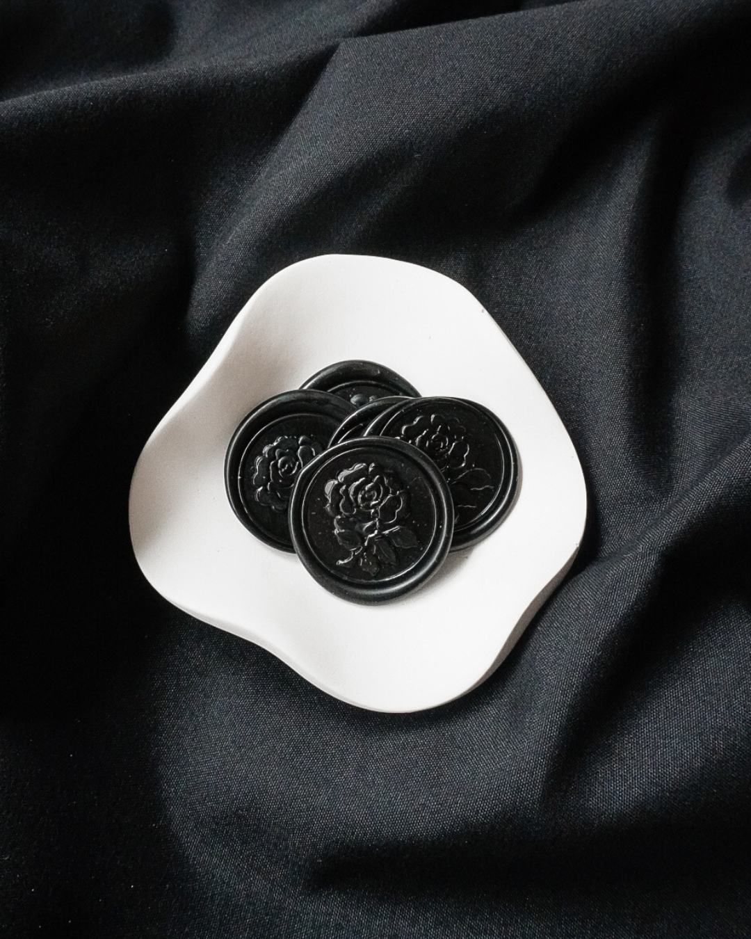 [SEASONAL] Black Wax Seals